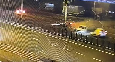 1 polisin şehit olduğu 5 kişinin yaralandığı kaza güvenlik kamerasına yansıdı