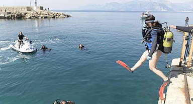 10 kişilik gönüllü dalgıç ekibi hayalet ağları temizleyecek