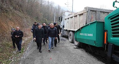 2022'de 100 kilometreden fazla köy yolu asfalt ve beton oldu