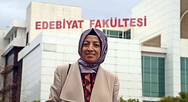 28 Şubat'ta başörtüsüz sıralardan, başörtülü akademisyenliğe