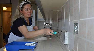 7 yıl önce hobi olarak eline boya fırçası aldı, meslek sahibi oldu