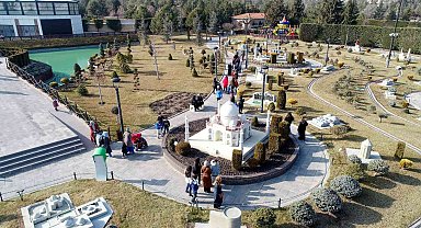80 Binde Devr-i Alem Parkı ara tatilde de çocukların gözdesi oldu
