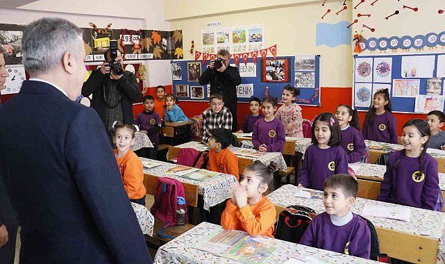 Adana'da 516 bin 775 öğrenci karne aldı