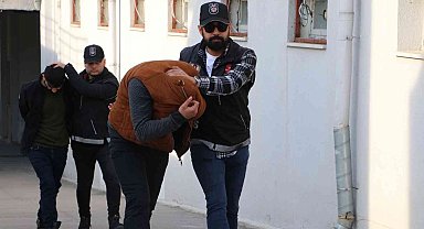 Adana'da iki torbacı tutuklandı