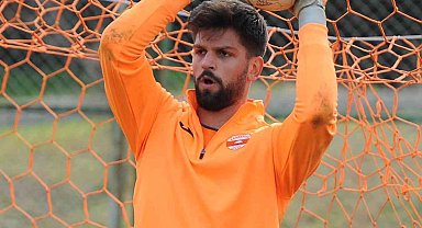 Adanaspor kaleci Arda Akbulut'u transfer etti