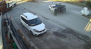 Afyonkarahisar'da feci kaza anbean güvenlik kameralarına yansıdı