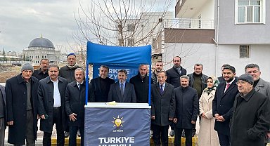 AK Parti 15 farklı noktada üyelik standı açtı
