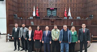 AK Parti Bozcaada İlçe Teşkilatı Gazi Meclis'teydi