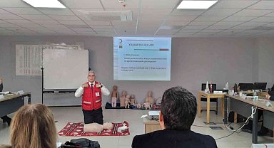 Akademik ve idari personele ilk yardım eğitimi
