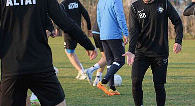 Altay, hazırlık maçında berabere kaldı