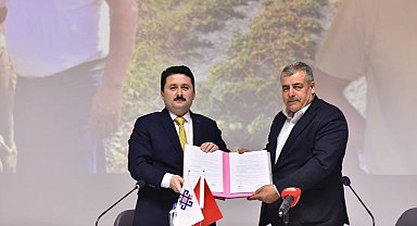 Altıeylül çiftçinin yanında