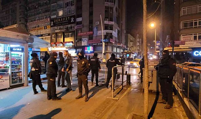 Ankaralılar yılbaşını coşkuyla kutladı