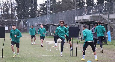 Antalya kampından dönen Sakaryaspor'da ilk antrenman