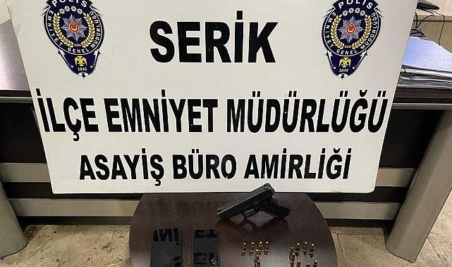 Antalya'da 2 kişiyi yaralayan, 1 işyerini kurşunlayan şahıs yakalandı