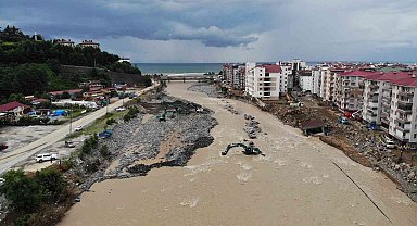 Arhavi sel sonra Kabisre deresi eski ve yeni hali görüntülendi
