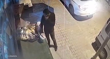 Arnavutköy'de deterjan hırsızlığı kamerada
