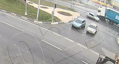 Aşırı hız ve dikkatsizlik kazalara davetiye çıkarttı