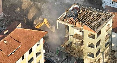 Asrın felaketinde kalan izler siliniyor