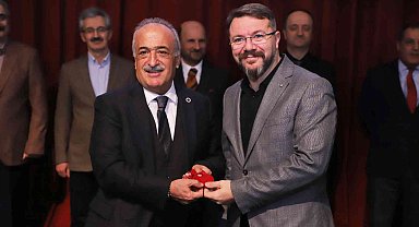 Atatürk Üniversitesi'nde akademik teşvik töreni