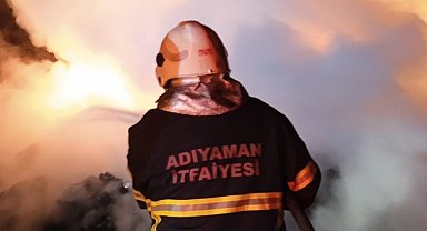 Atık malzemeler alev aldı