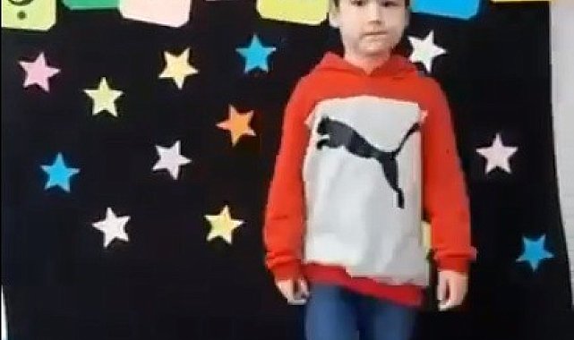 Atık malzemelerden şapka tasarladılar