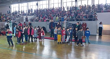 Avcılar'da akran zorbalığına karşı "Zorba olma kanka ol" etkinliği yapıldı