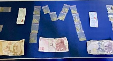 Ayakkabısından eroin saçıldı