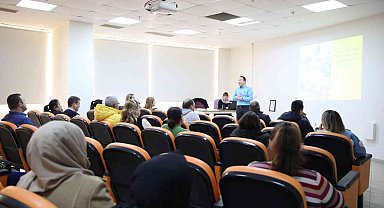 Aydın Büyükşehir Belediyesi'nden ailelere 'otizm' eğitimi