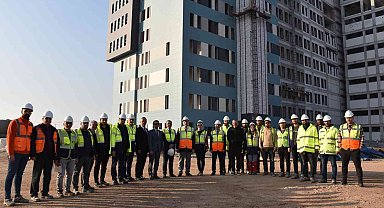 Aydın Şehir Hastanesi'nde çalışmalar yerinde incelendi