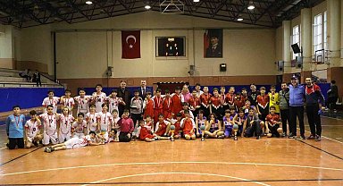 Aydın'da hentbolun yıldızları belli oldu