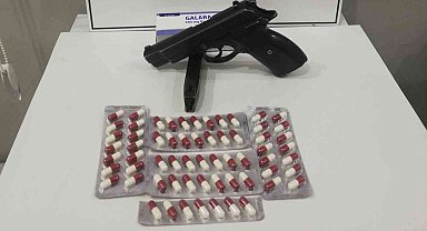 Azılı hırsız, tabanca ve sentetik hap ile yakalandı