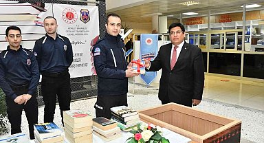 Bağışlanan kitaplar cezaevlerine kütüphane olacak