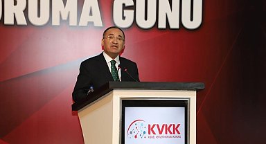 Bakan Bozdağ: "Bu, onların İslam düşmanlığının somut göstergesidir"