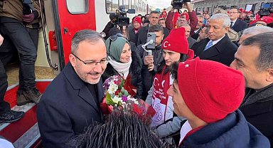 Bakan Kasapoğlu, şehitler diyarına Sarıkamış Ekspresi ile geldi