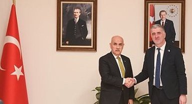 Bakan Kirişçi, Gürcistanlı mevkidaşı Shamugia ile görüştü