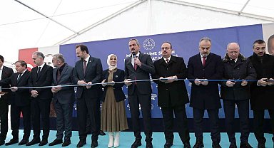 Bakan Özer: "Eğitimin önündeki tüm anti demokratik uygulamalar kaldırıldı"