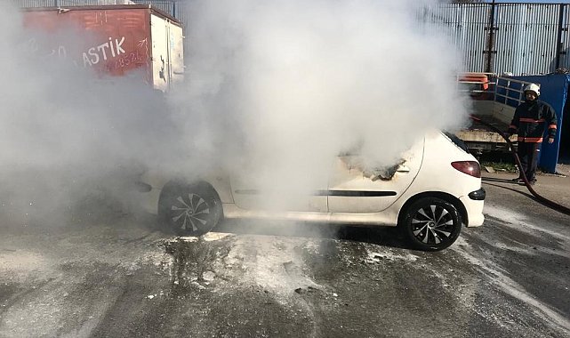 Bakıma alınan otomobil yandı