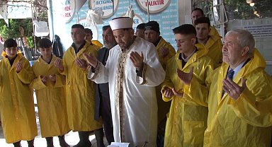 Balıkçılar toplanıp kar yağışı için dua etti