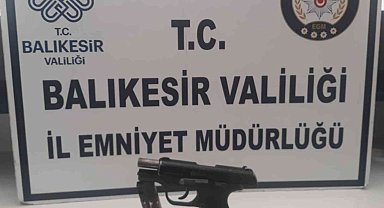Balıkesir'de polis, aranan 49 şahsı yakaladı
