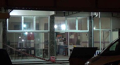 Bandırma'da kahvehanede çıkan tartışma silahlı kavgaya dönüştü: 3 yaralı