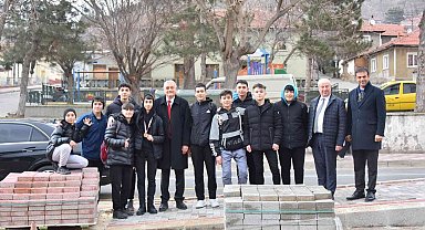 Başkan Bakkalcıoğlu gençlerle buluştu