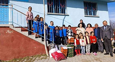 Başkan Ergün'den öğrencilere karne hediyesi