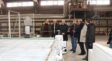 Başkan Önsay: "Gediz OSB önemli anlamda katma değer sağlıyor"