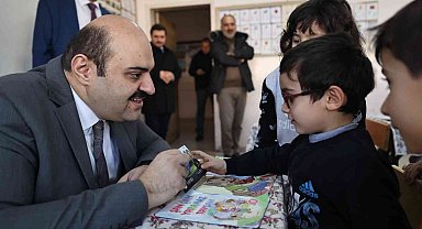 Başkan Orhan'dan miniklere 'Rafadan Tayfa' sürprizi