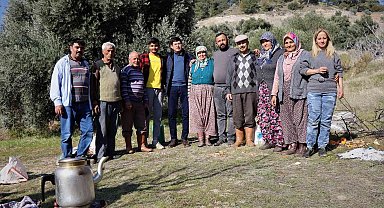 Başkan Özcan zeytin hasadına katıldı, üreticilerle bir araya geldi