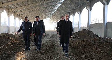 Başkan Özlü devam eden projelere inceledi