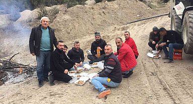 Başkan Şahin, belediye işçilerinin öğle paydosuna eşlik etti