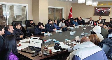 Başkan Süer gazetecilerle bir araya geldi