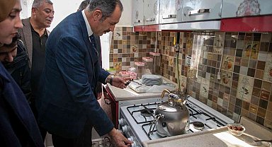 Başkan Tanış doğal gaz ateşinde ilk çayı demledi