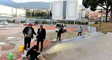 Başkan Yılmaz'dan gençlere skate park